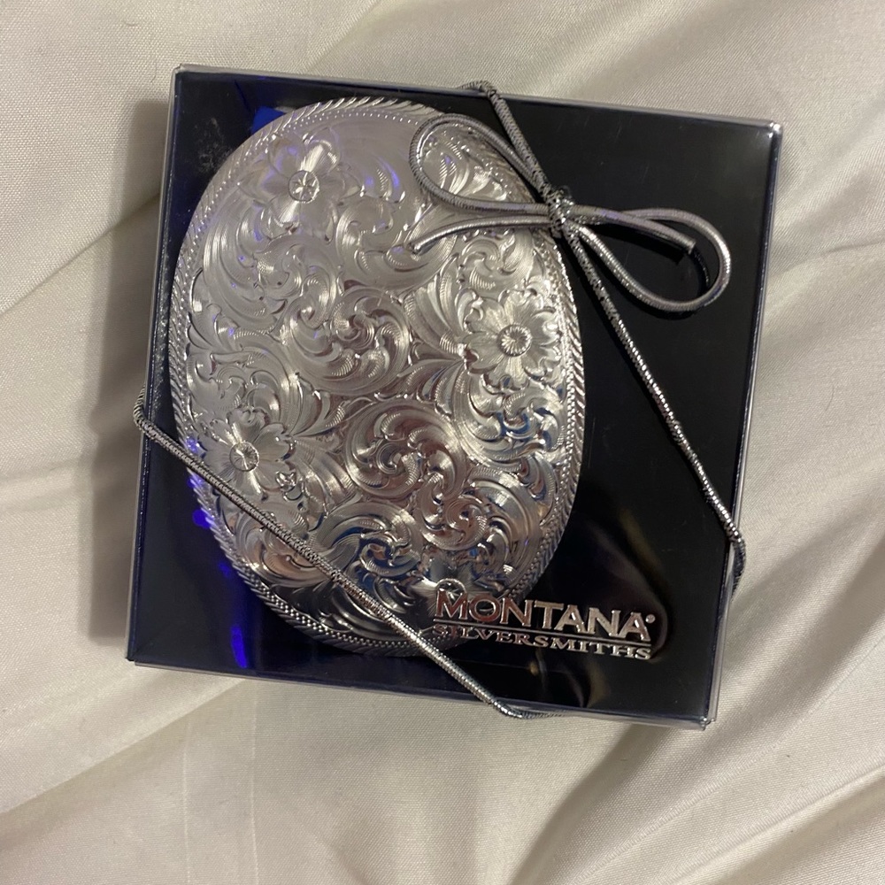 COPY - Silver belt buckle